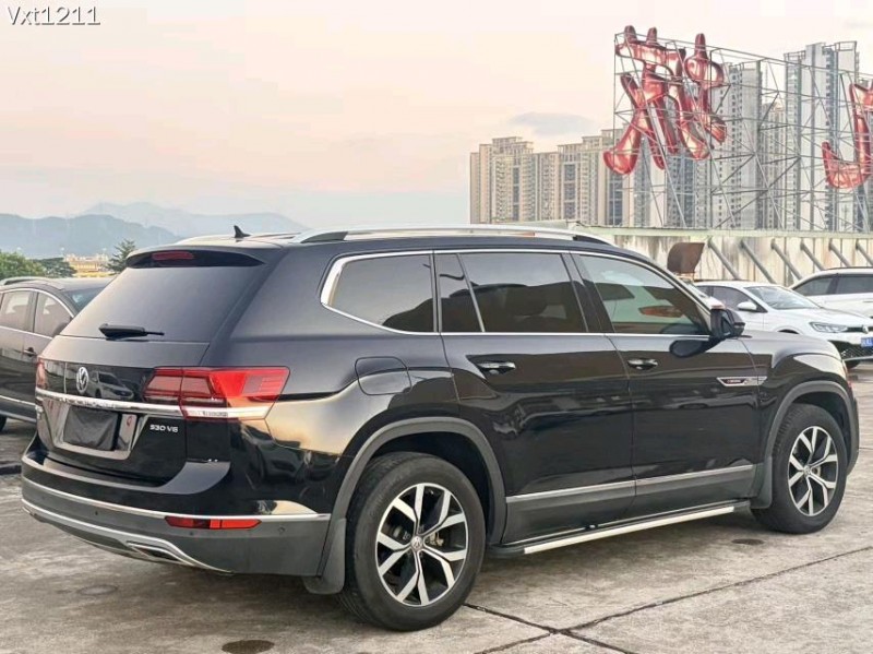 东莞18年大众途昂9