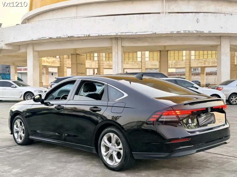 东莞23年本田雅阁7