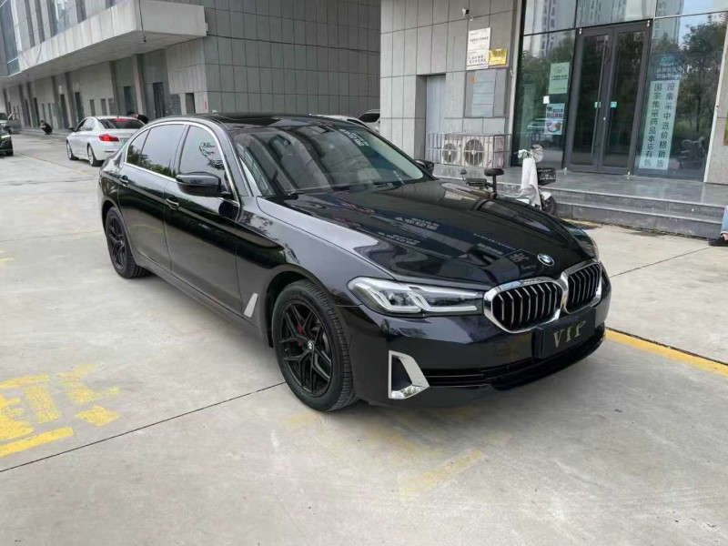 济宁21年宝马5系3