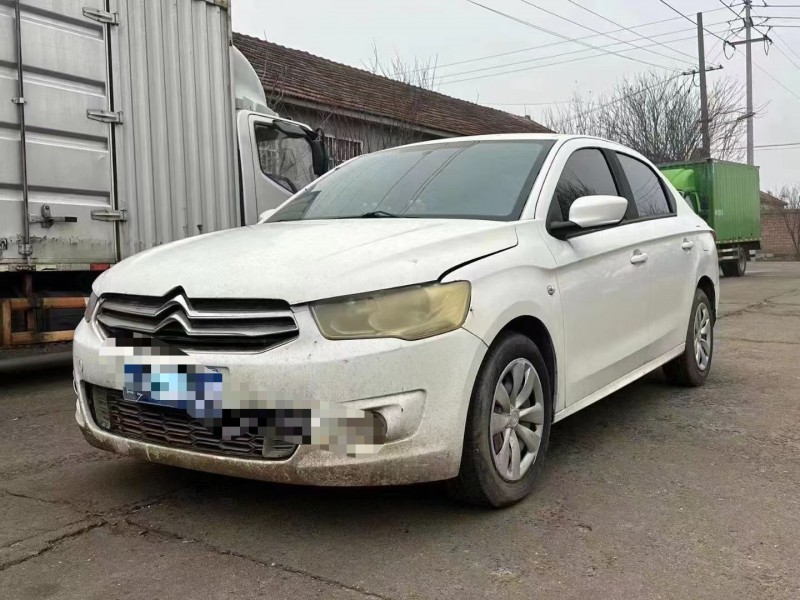 青岛17年雪铁龙爱丽舍2