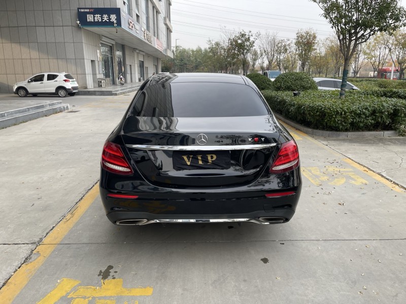 济宁17年奔驰E9