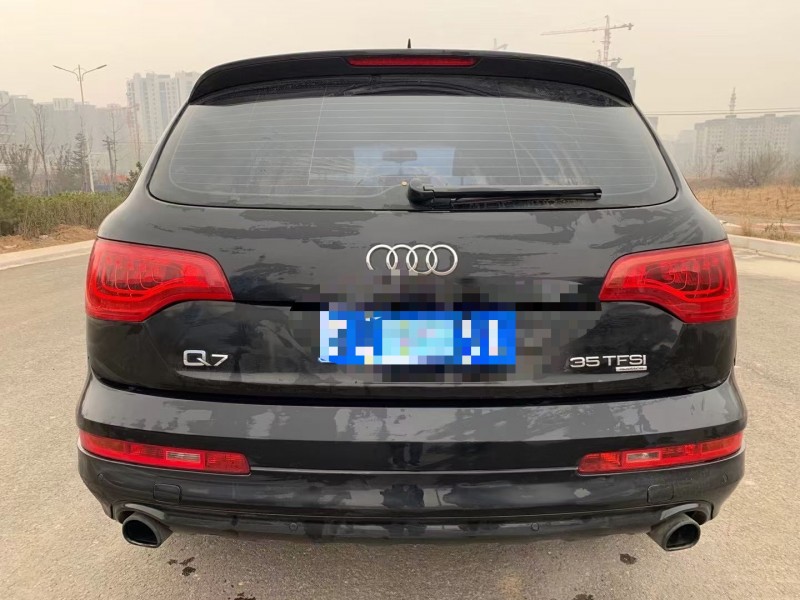 青岛13年奥迪Q79