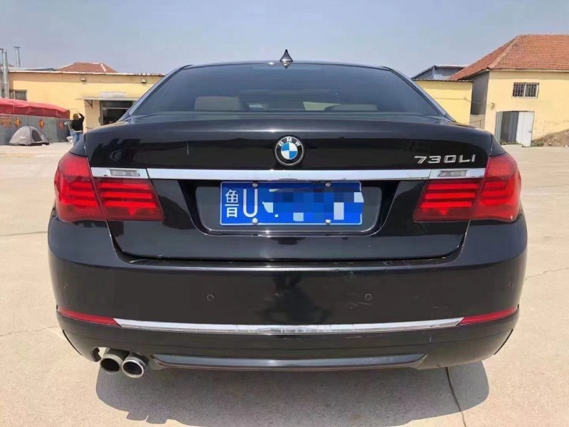 青岛14年宝马7系8