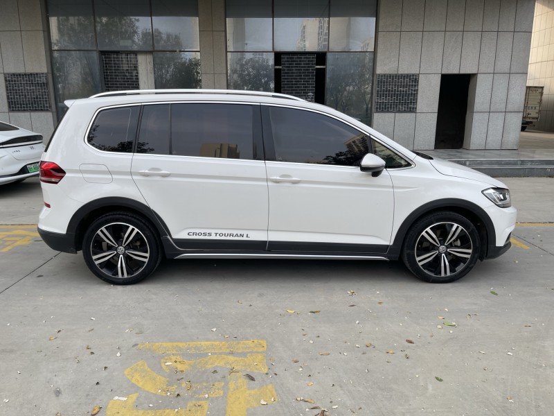 济宁19年大众途安7