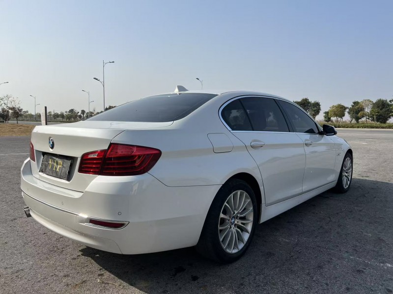 盐城15年宝马5系9