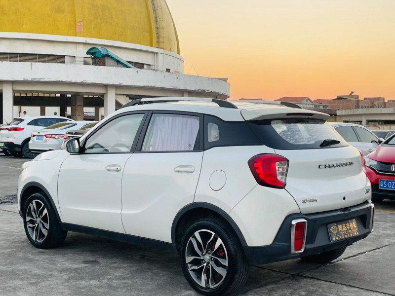 东莞17年昌河Q357