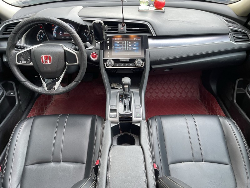 济宁19年本田思域6