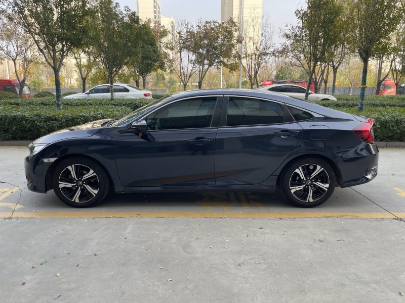 济宁19年本田思域7