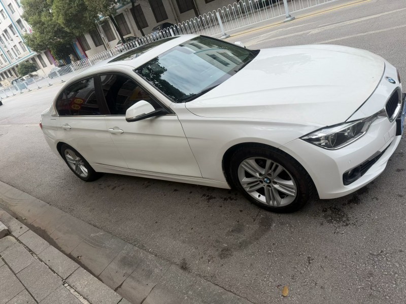 邵阳17年宝马3系4