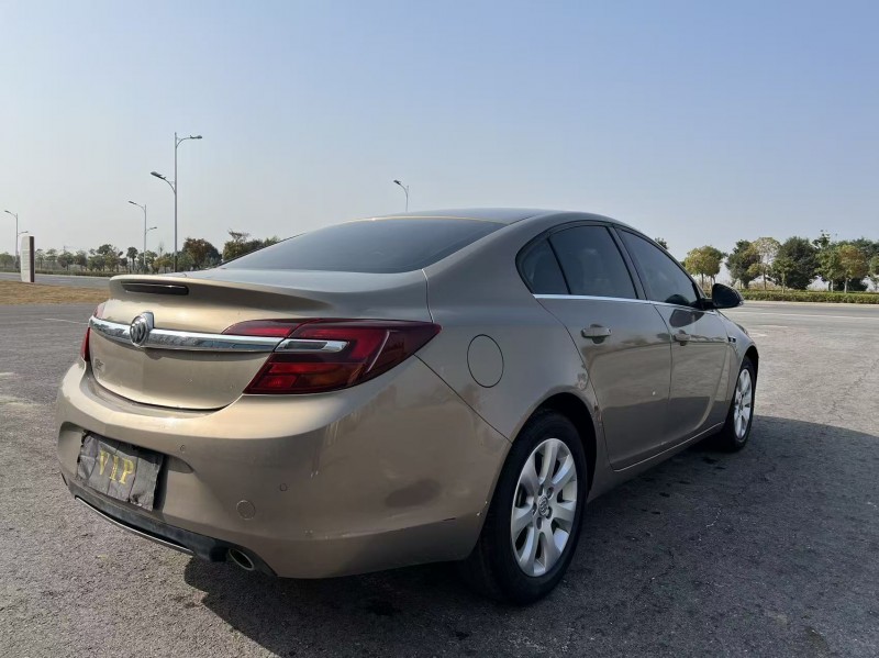 盐城17年别克君威9