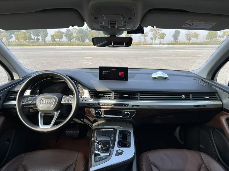 盐城17年奥迪Q77