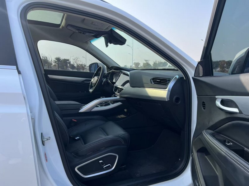 盐城20年吉利星越6