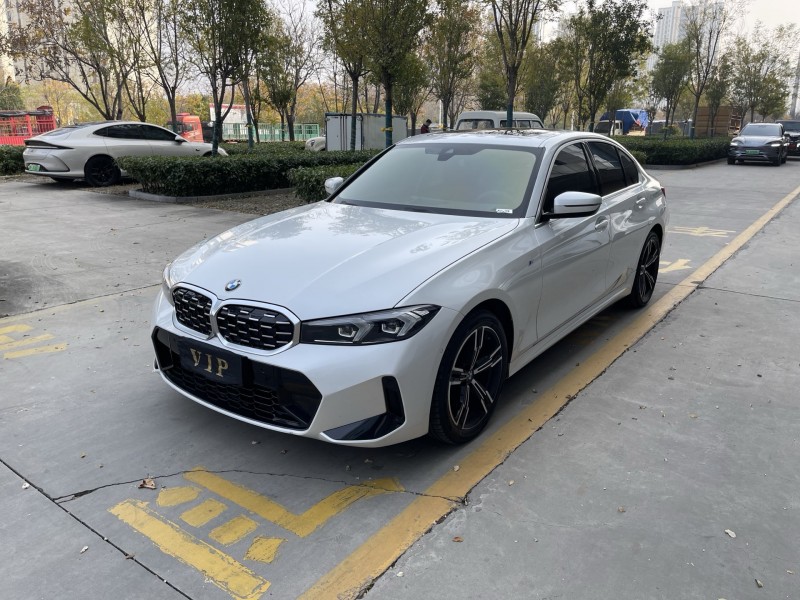 济宁24年宝马3系3