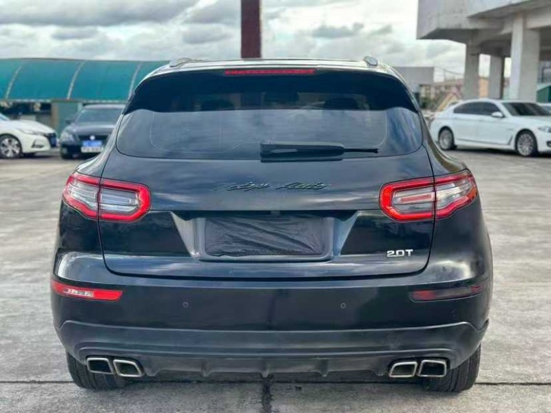 东莞17年众泰SR98