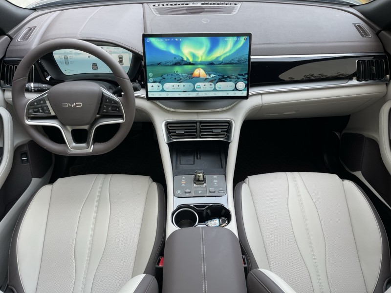 济宁25年比亚迪宋6