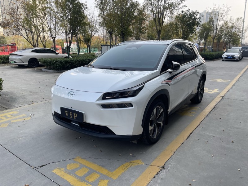 济宁23年传祺埃安V3