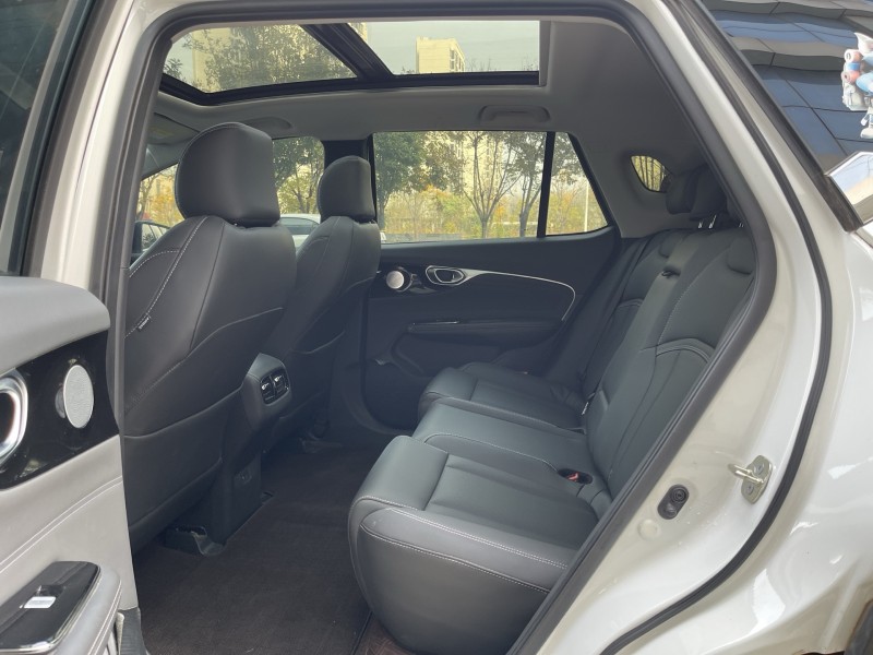 济宁23年传祺埃安V5