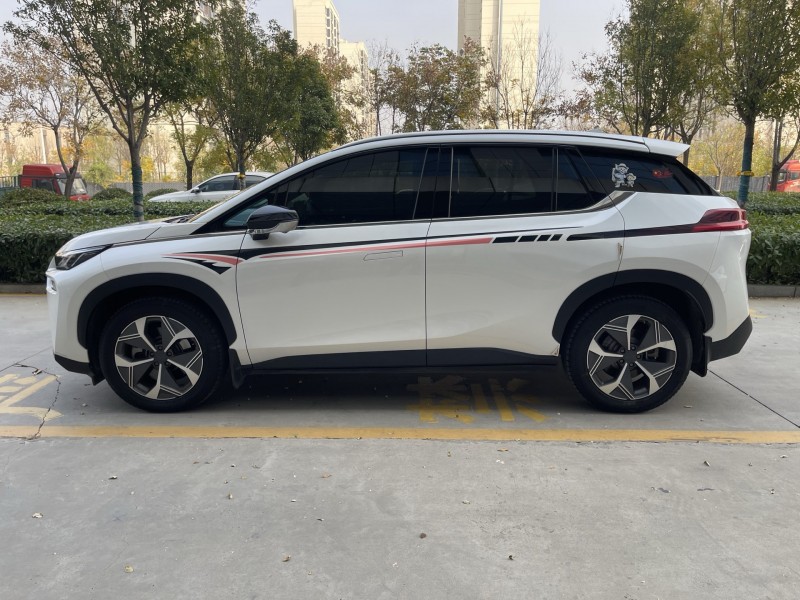 济宁23年传祺埃安V8