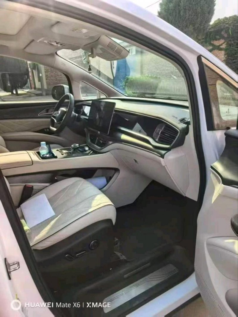 晋中24年腾势D94