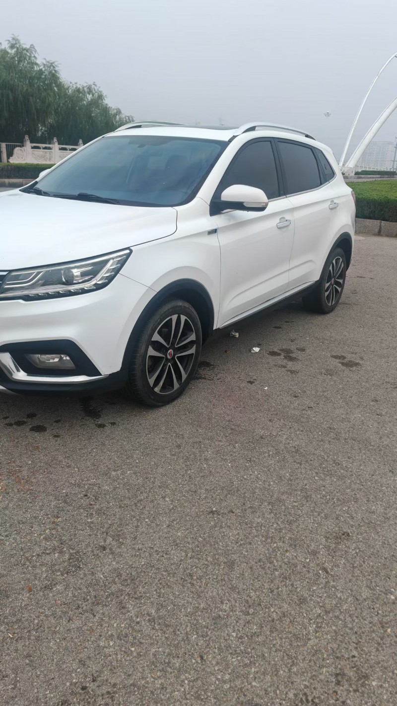 聊城18年荣威RX31