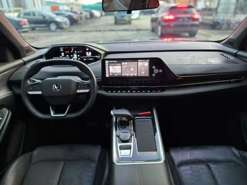 东莞23年长安汽车CS557