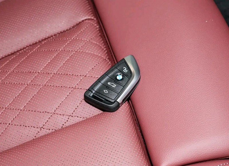 渭南24年宝马3系7