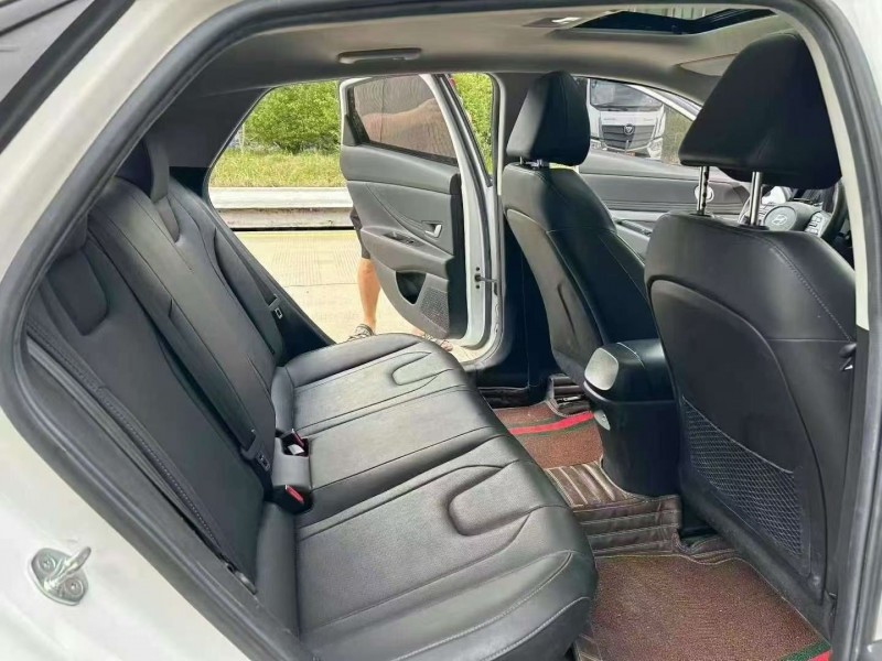 宿迁21年现代伊兰特5