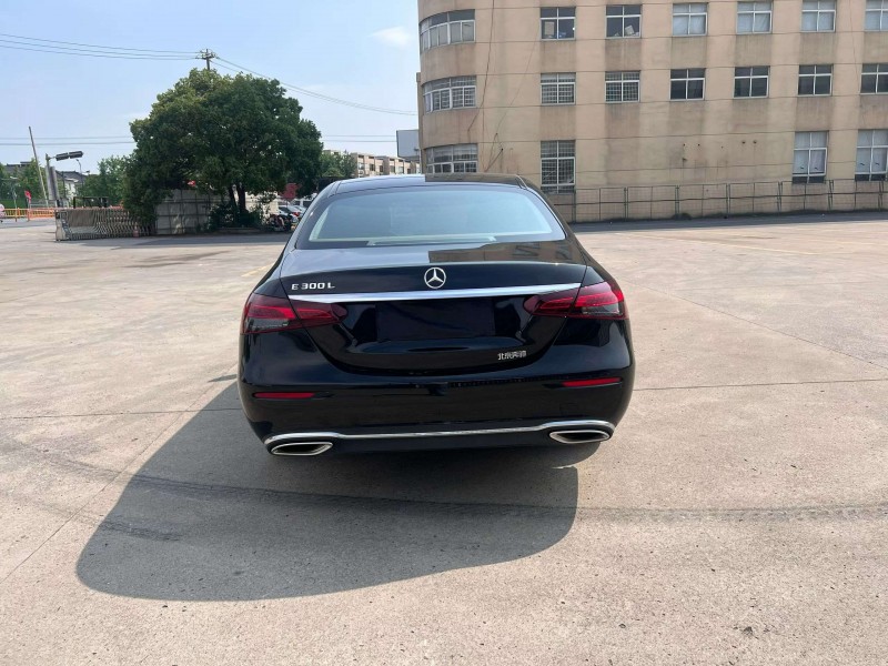 杭州23年奔驰E8