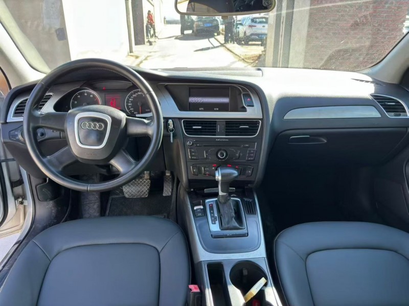 承德12年奥迪A4L6