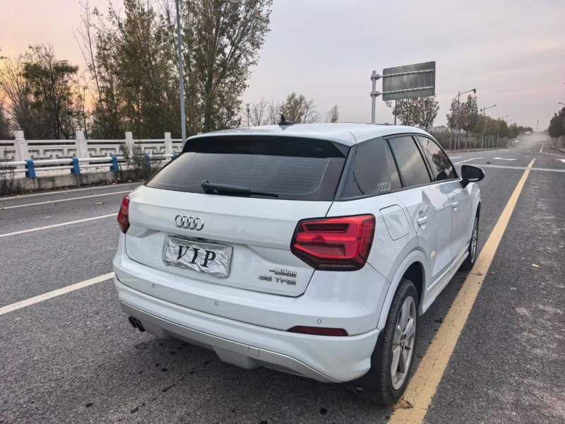 郑州19年奥迪Q28