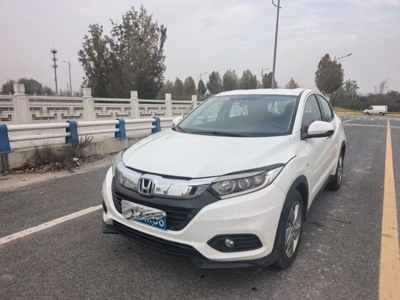 郑州21年本田缤智3