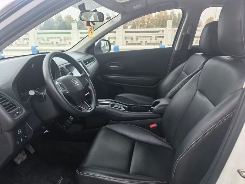 郑州21年本田缤智4