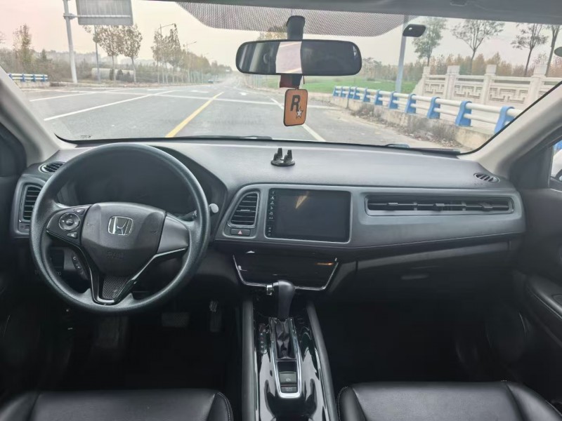 郑州21年本田缤智5