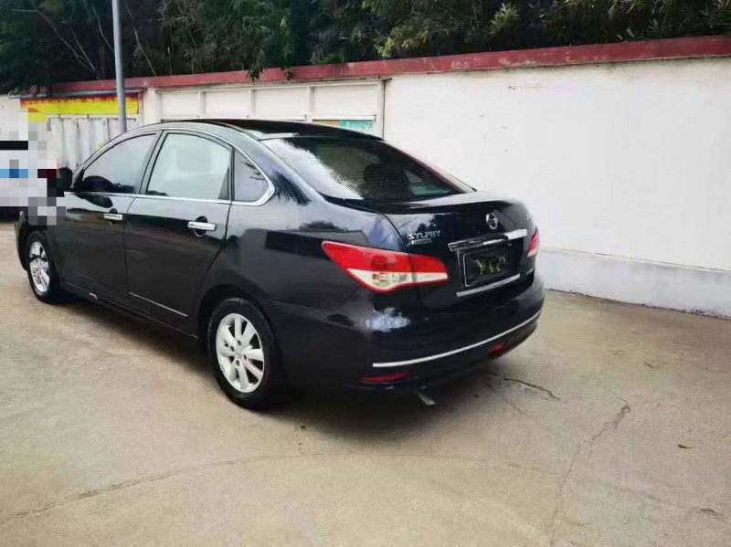 潍坊17年日产轩逸7