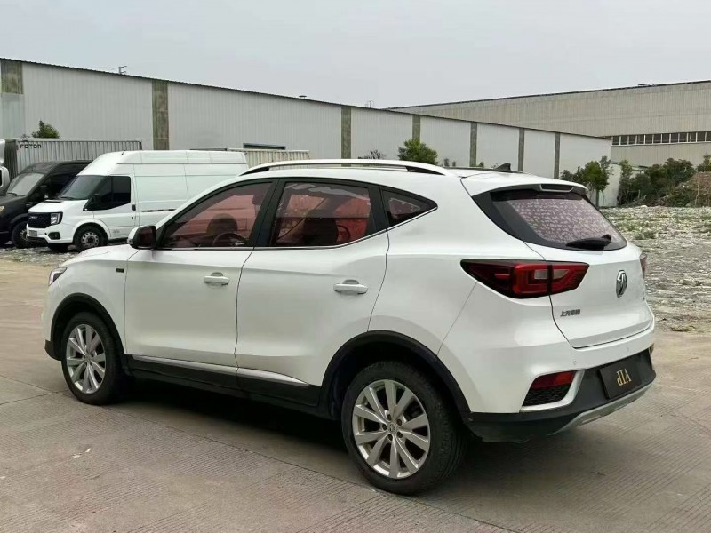 宿迁17年名爵ZS8