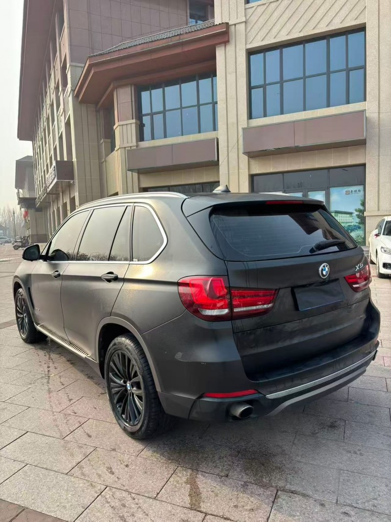 承德17年宝马X58