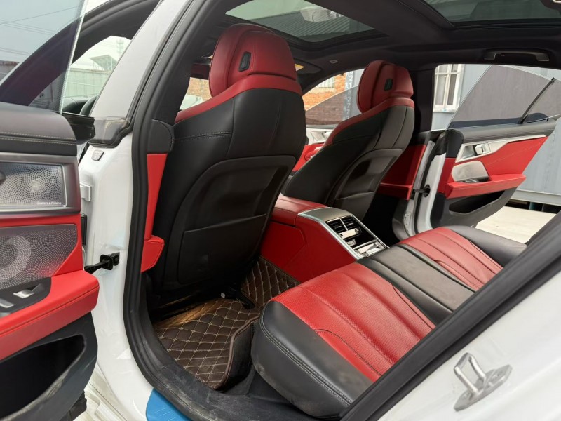 徐州24年宝马8系5