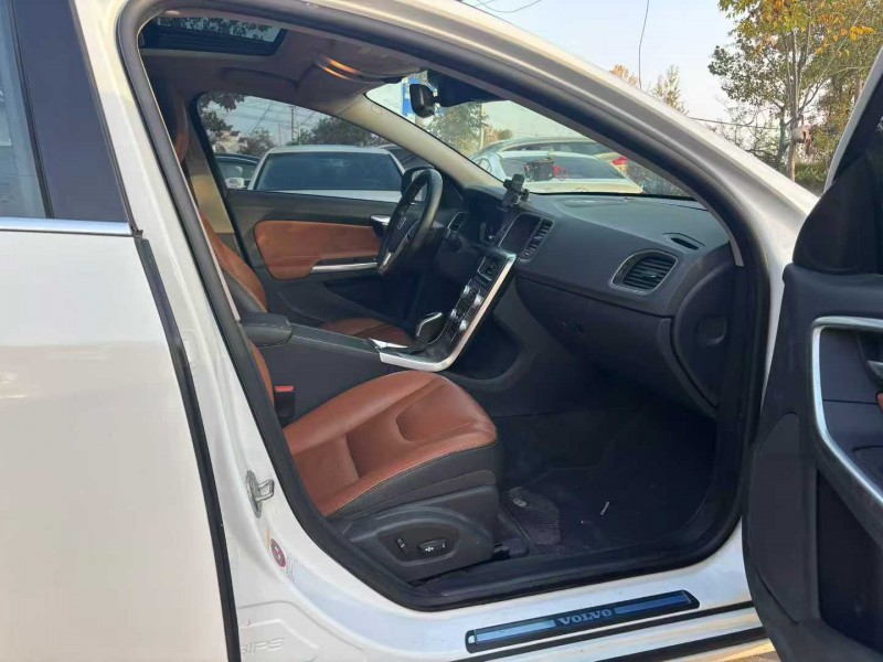 徐州17年沃尔沃S60L7