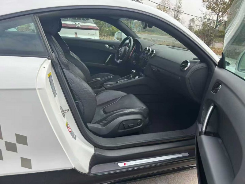 徐州13年奥迪TT5