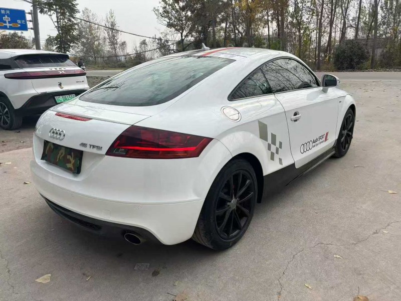 徐州13年奥迪TT7