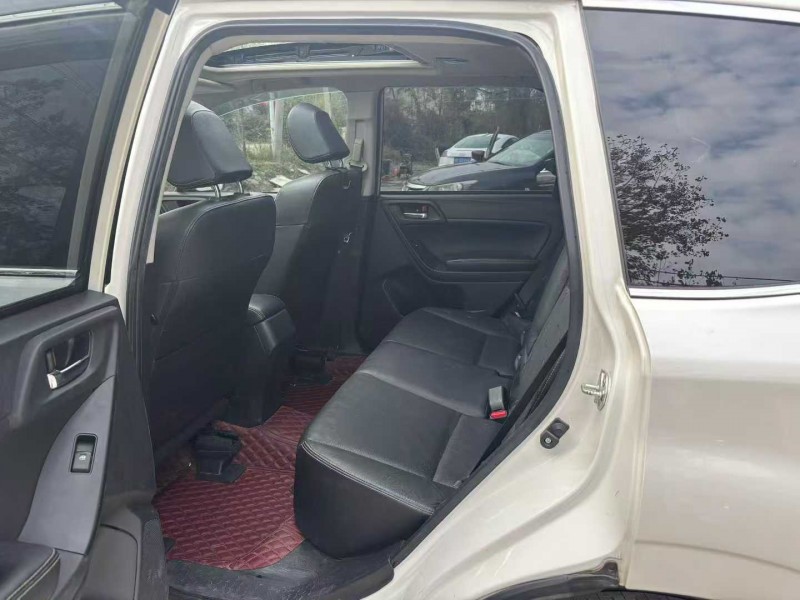 徐州14年斯巴鲁森林人7