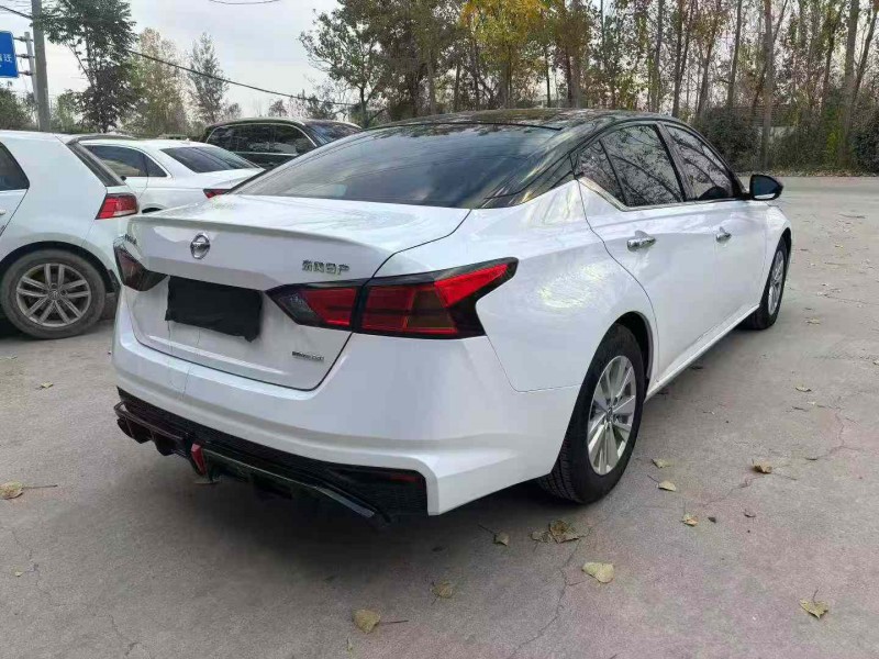 徐州20年日产天籁8