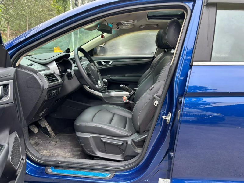 徐州18年吉利帝豪4