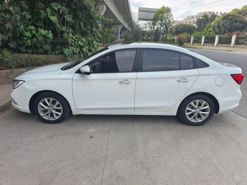 宁波20年荣威i53