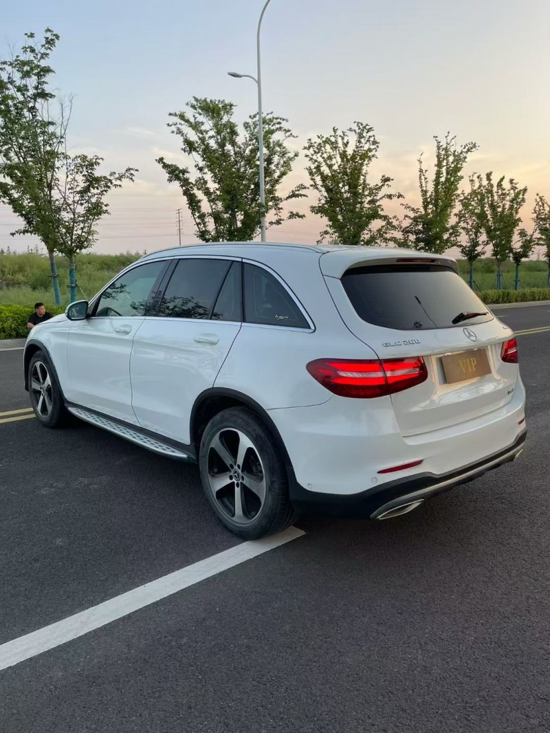 宿迁17年奔驰GLC7