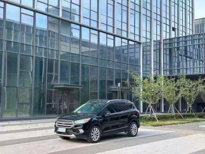 青岛18年福特翼虎3