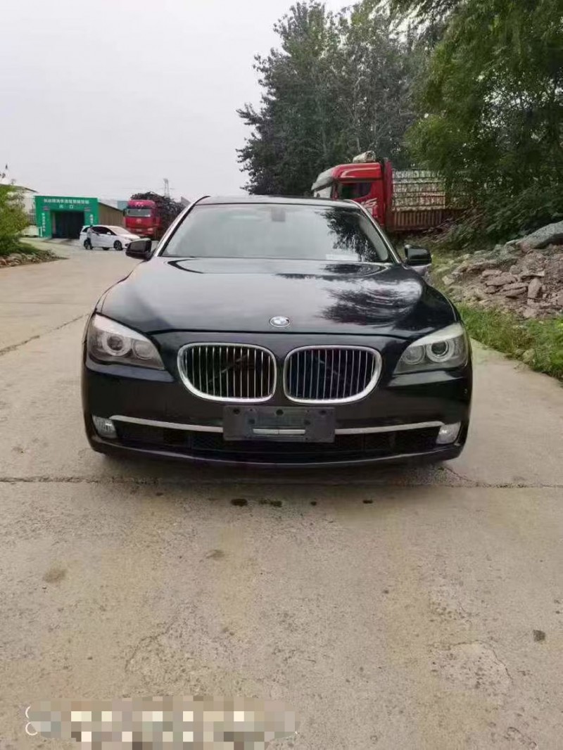 潍坊10年宝马7系1