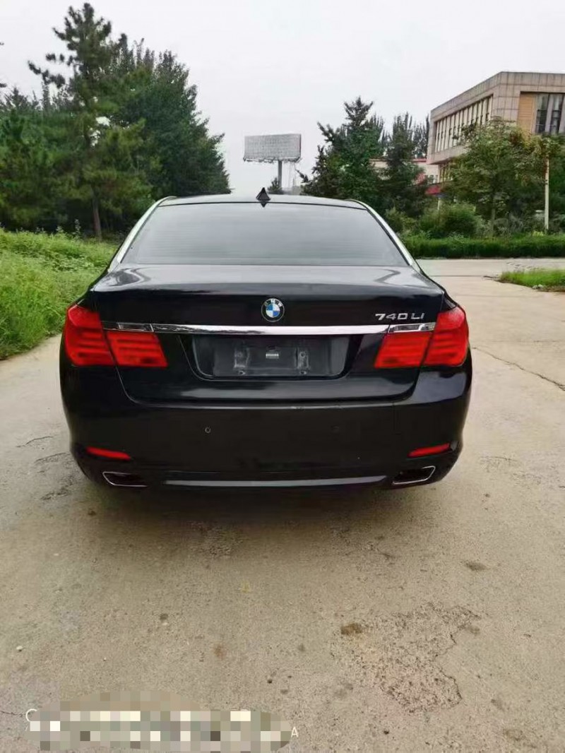 潍坊10年宝马7系9