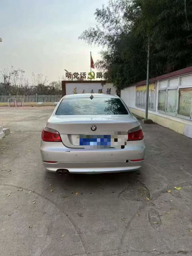 潍坊08年宝马5系9