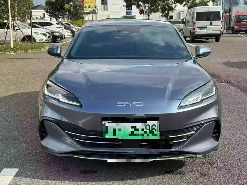 攀枝花25年比亚迪海豹1